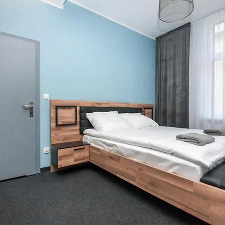 Zabrska 45 Bed & Breakfast 4*