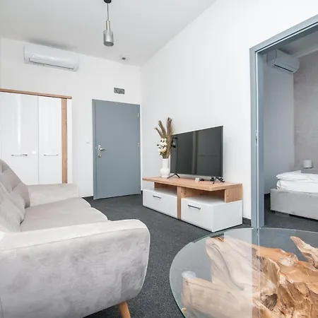 Zabrska 45 Bed & Breakfast *