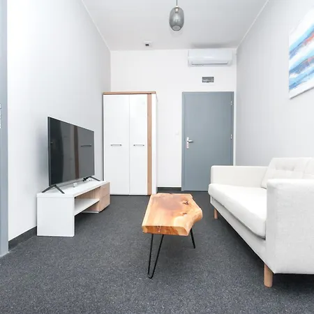 Bed & Breakfast Zabrska 45