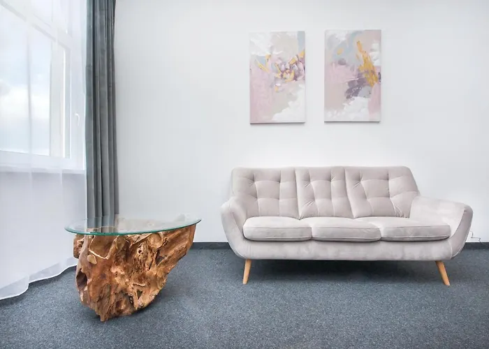 Zabrska 45 4* Gliwice