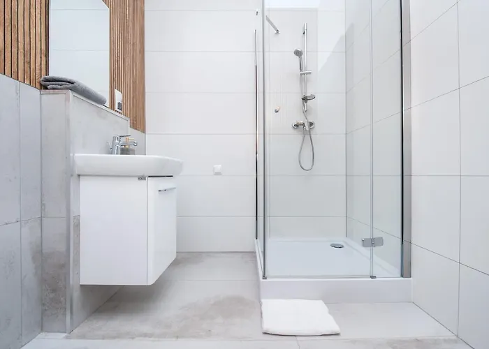 Zabrska 45 4* Gliwice