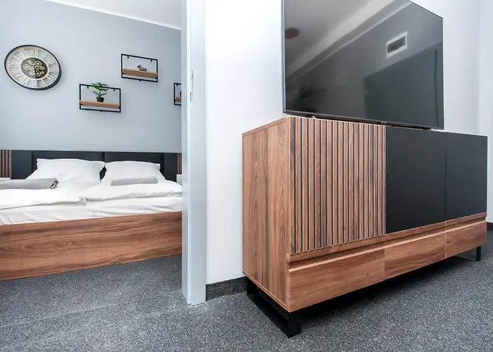 Zabrska 45 Bed & Breakfast 4*