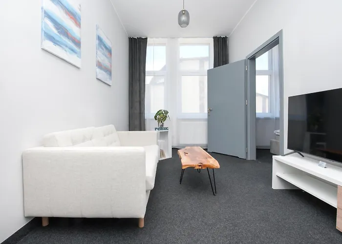 Zabrska 45 Bed & Breakfast 4*